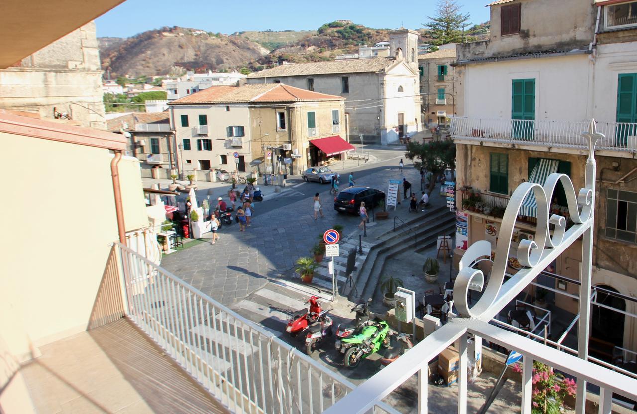 Townhouse Tropea Bed & Breakfast ภายนอก รูปภาพ